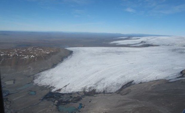 Vatnajokull glacier Iceland – largest glacier in Europe