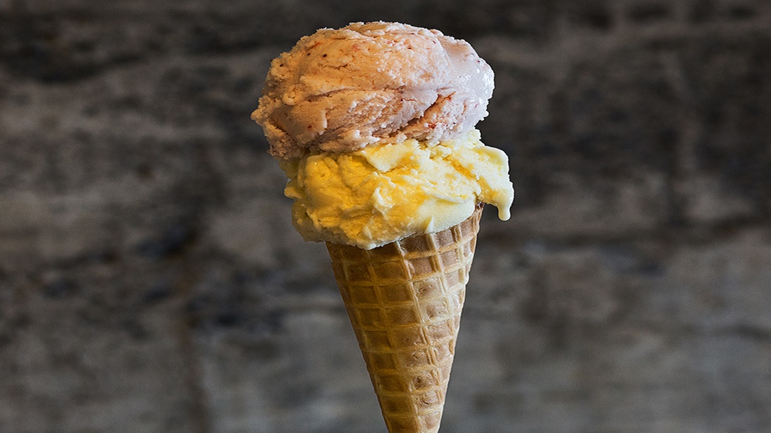 Private Golden Circle tour in Iceland with Whale’s Fjord Road views Product-1750315868-8.jpg