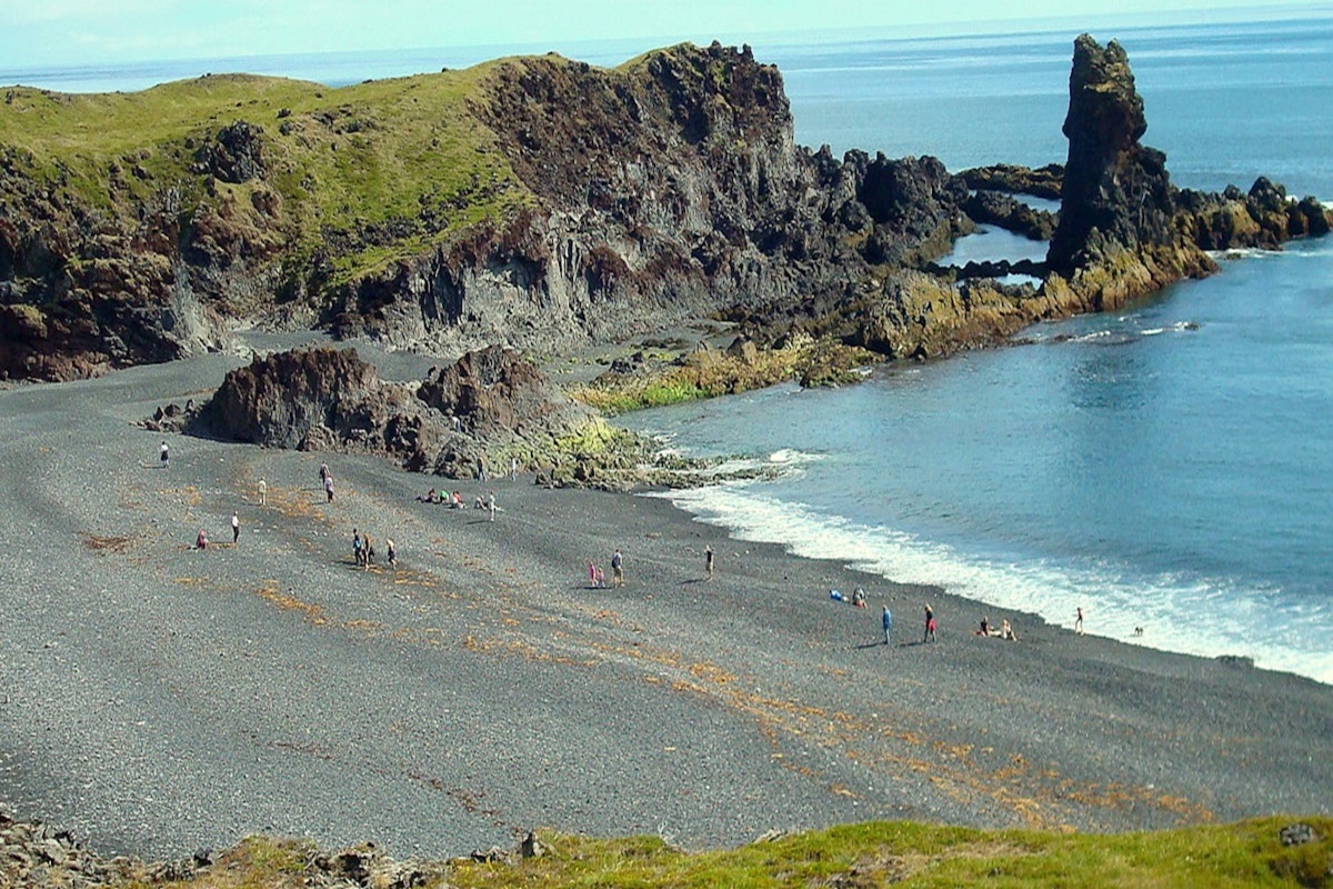 Private Golden Circle tour in Iceland with Whale’s Fjord Road views Product-1750316227-4.jpg